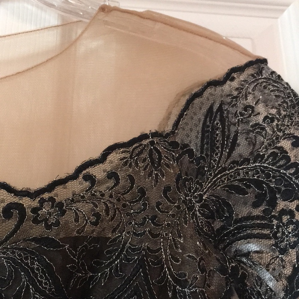 Marchesa Notte Black sequined embellished gown - Picture 4 of 8